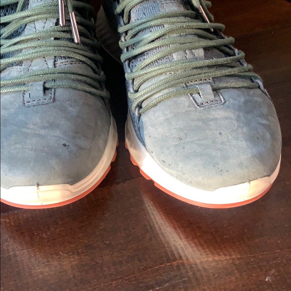 Men’s size 9 Ecco shoes - Picture 3 of 7